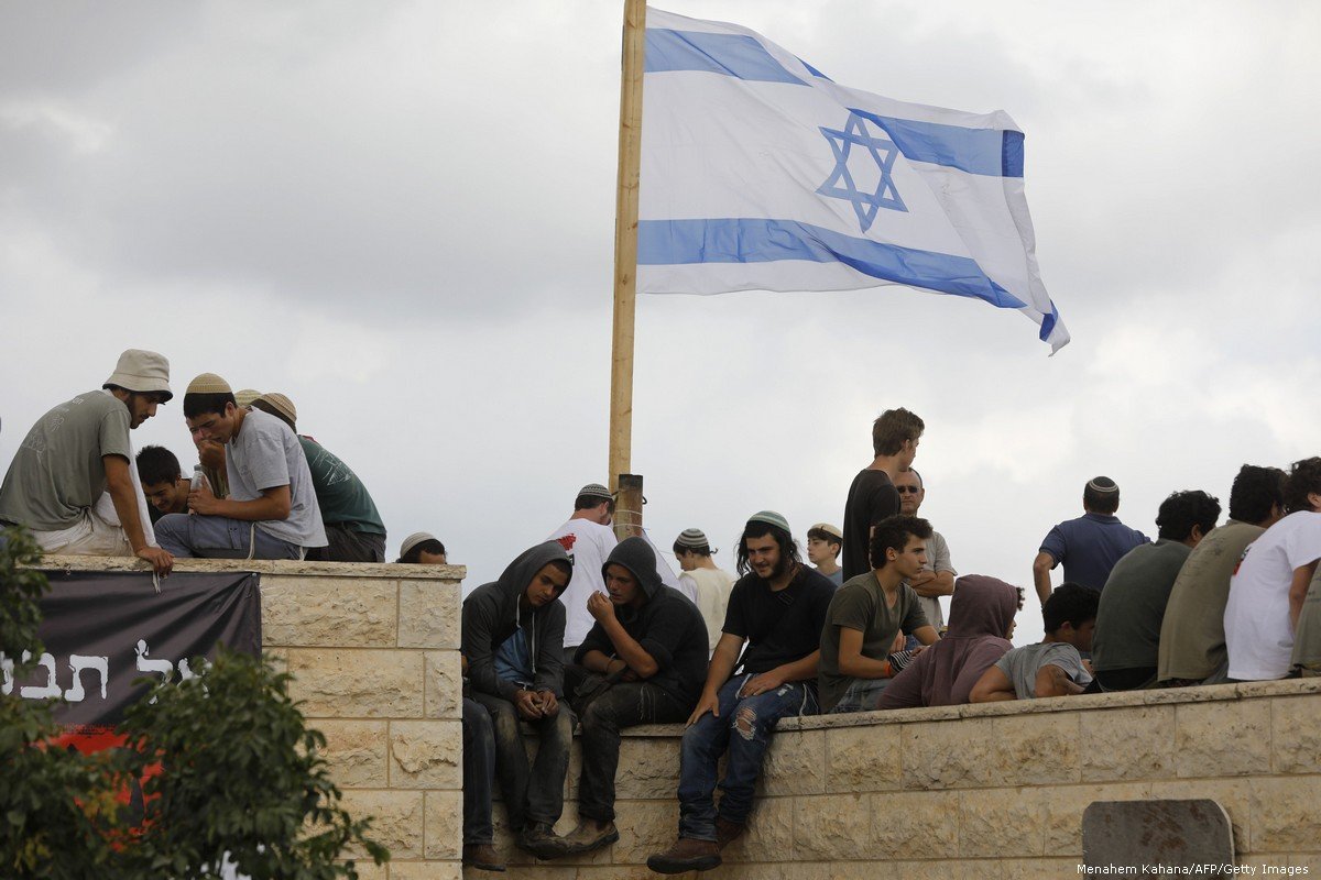 Levy: "Armare la sinistra israeliana perché possa proteggere i palestinesi dai coloni"