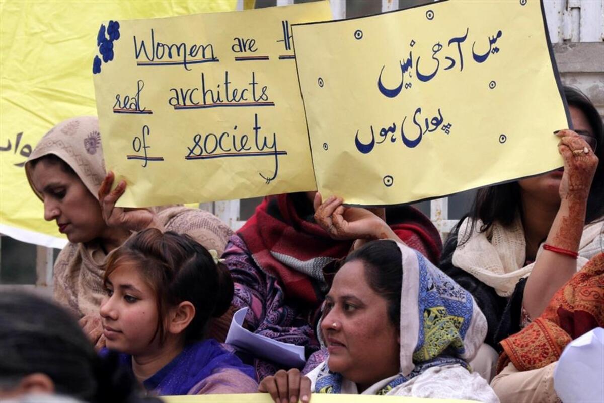 Il Pakistan non perdona: castrazione chimica per gli stupratori seriali