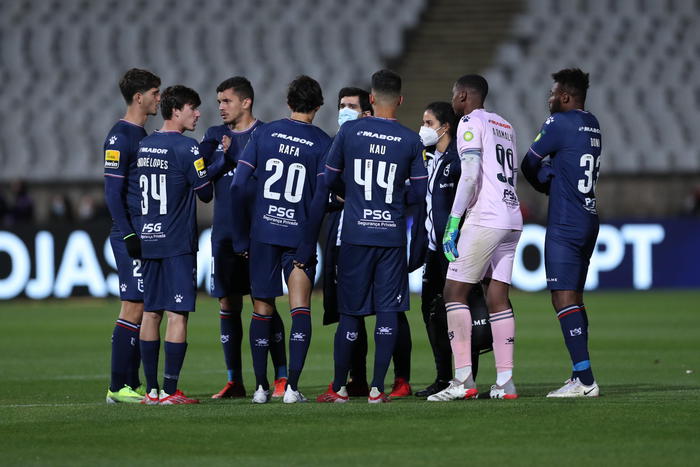 Decimato dal Covid il Belenenses costretto a giocare in 9 contro il Benfica: "Una pagina nera"