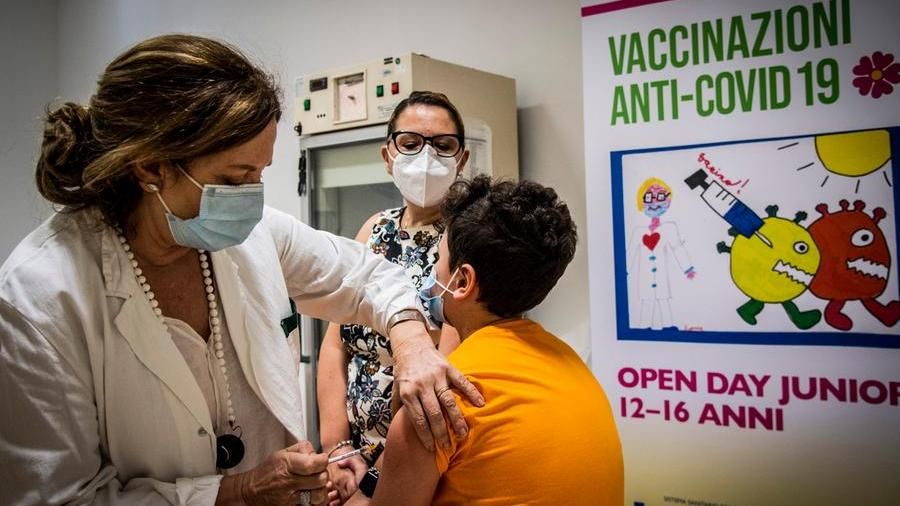 Via libera dell'Ema all'uso del vaccino Pfizer per la fascia 5-11 anni