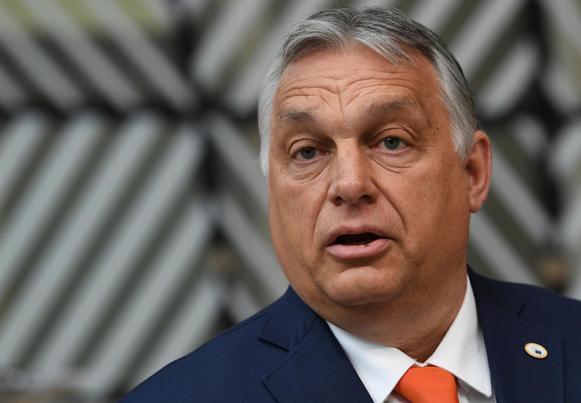 Ucraina, Orban: "Nessun accordo sull'embargo, situazione difficile. La Commissione Ue è irresponsabile"