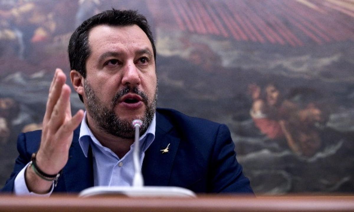 Salvini al veleno: "Toti al lavoro con Renzi? Auguri..."