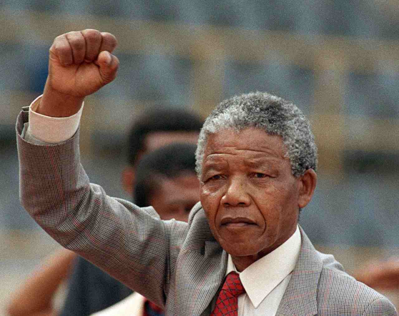 Mandela è morto, viva Mandela, il combattente per la libertà