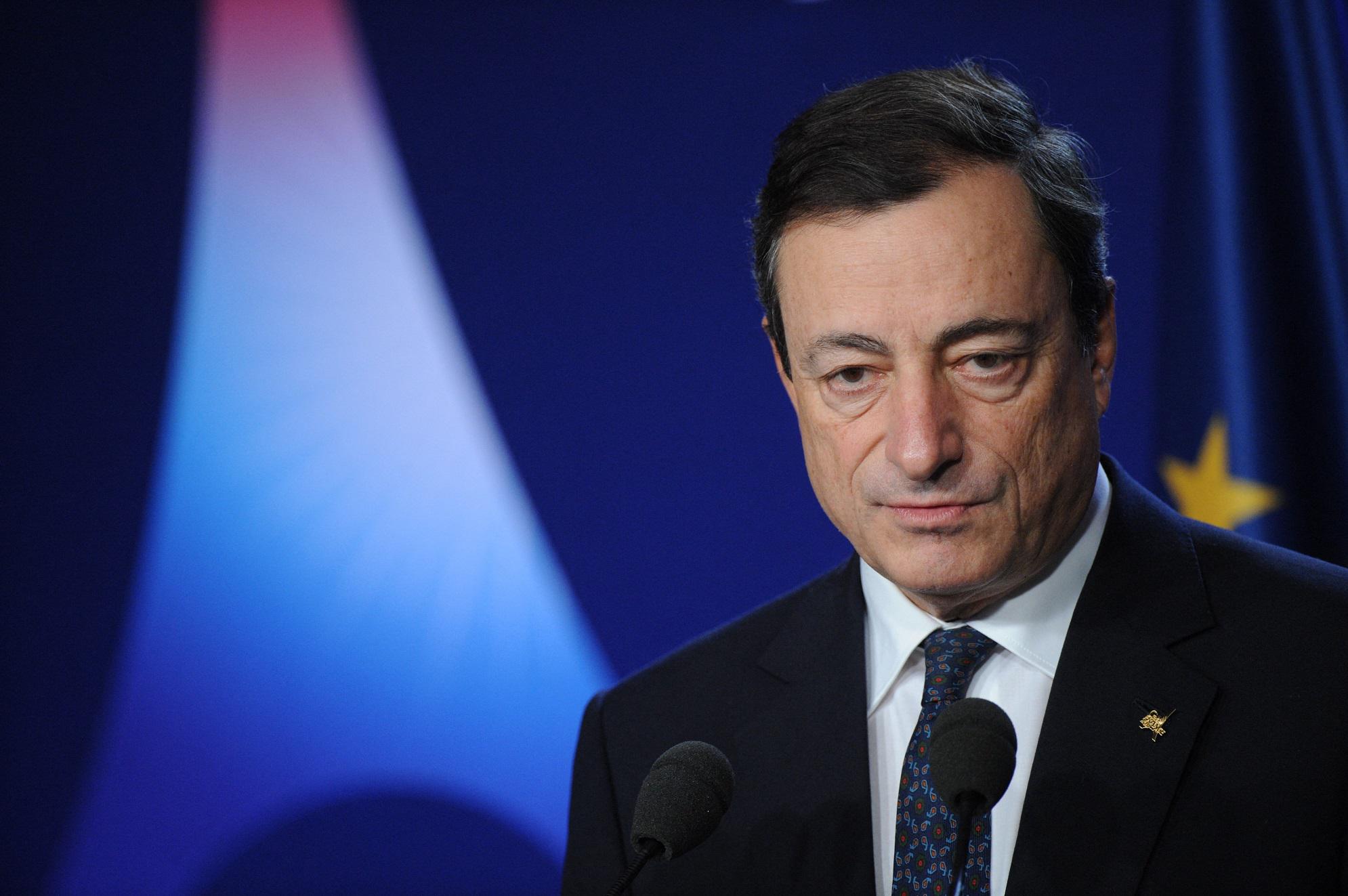 I capi di Stato Ue chiedono coordinamento contro il Covid, ma Draghi procede dritto: dobbiamo tenere il vantaggio