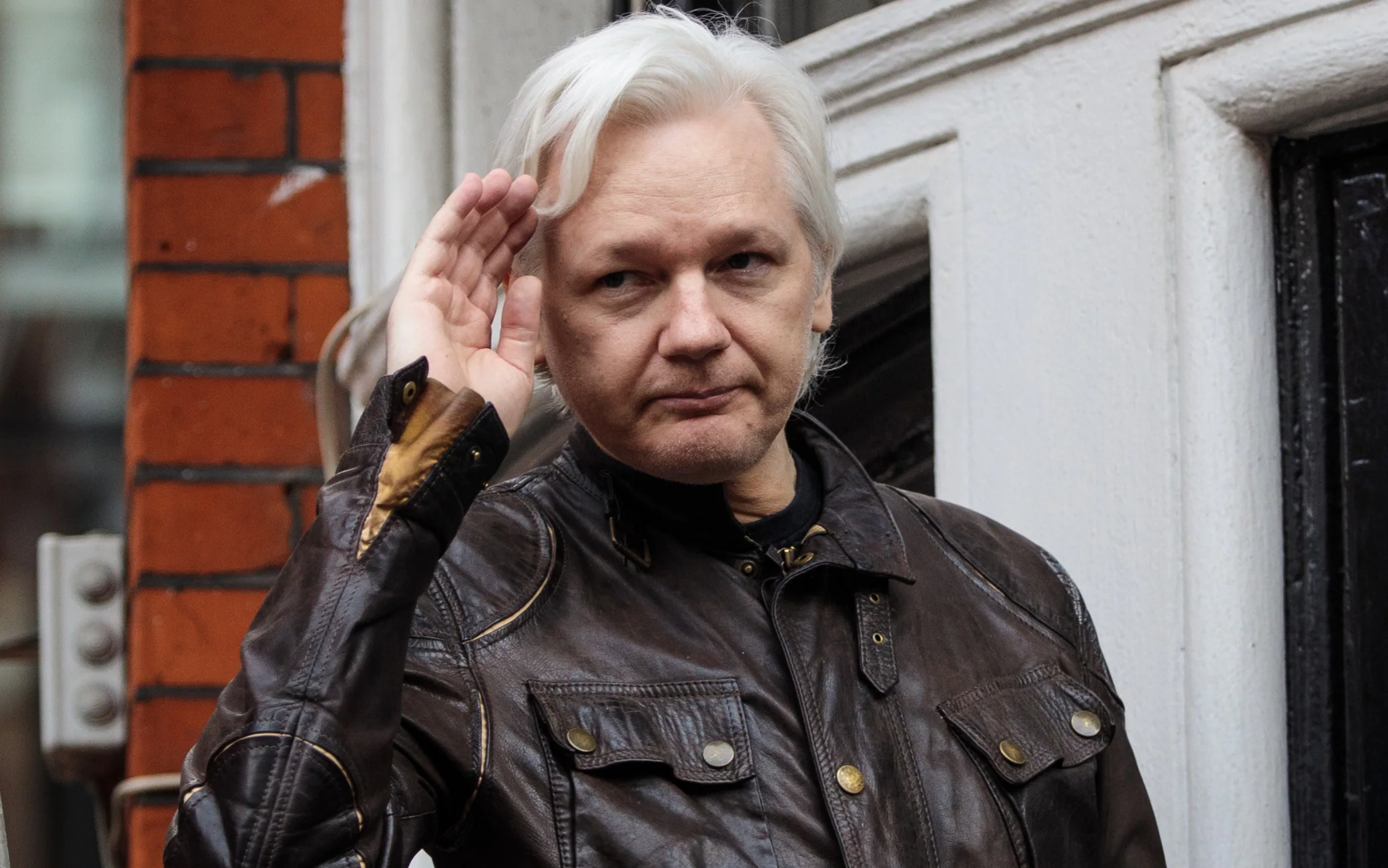 Julian Assange, la moglie Stella: "Negli Usa non sarà mai al sicuro, noi lotteremo sempre per la sua libertà"
