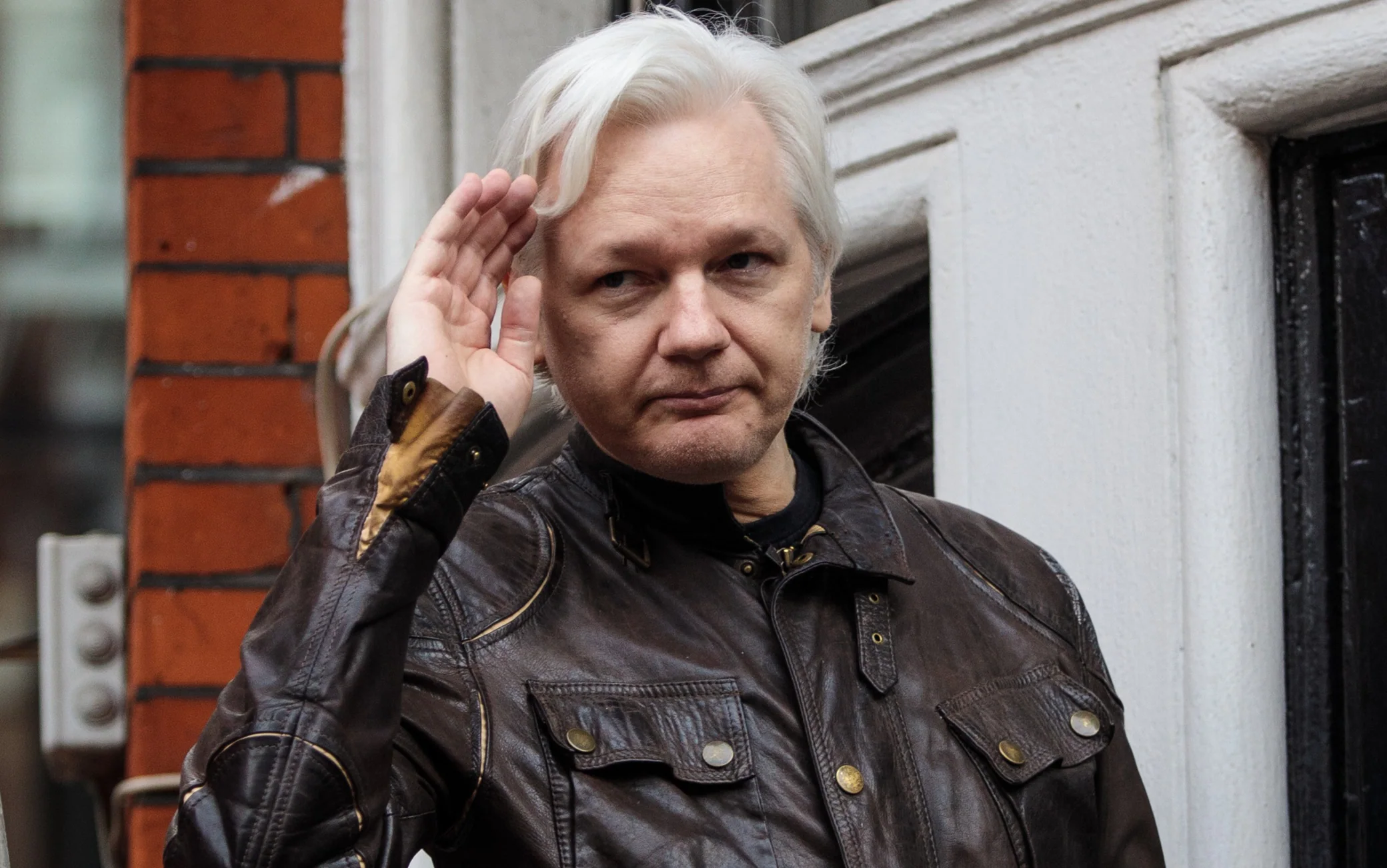 Perché la sentenza contro Assange è contro i diritti umani e la democrazia