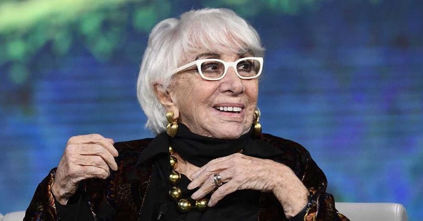 Se n'è andata l'immensa Lina Wertmuller,  una carriera da Oscar per la più brava regista della commedia italiana