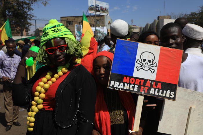 Tensione Francia-Mali, espulso l'ambasciatore francese: ultimatum di 72 ore