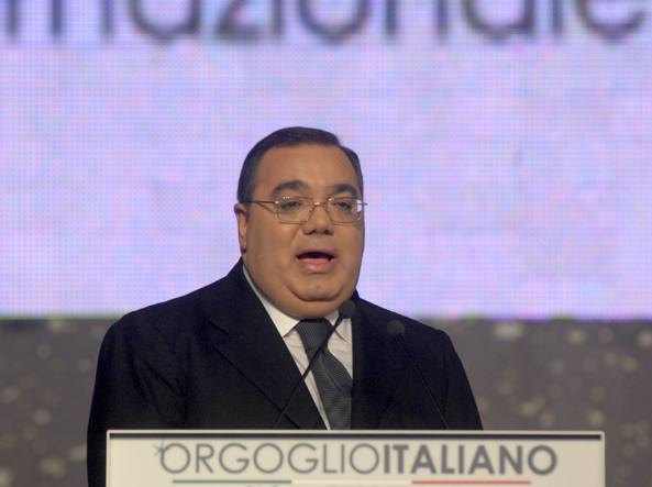 De Gregorio su Berlusconi (che lo pagò per lasciare Prodi): “Sa come convincere le persone”