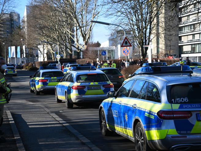 8a7e3ab193e34d8ab97b68125c43d4de-kNjH-U33102230046313g9H-656×492@Corriere-Web-Sezioni Sparatoria nell'Università di Heidelberg, ferite diverse persone: ignote le motivazioni