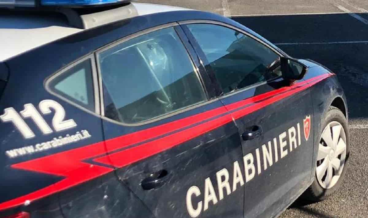 Minorenne violentata a Capodanno nel 2020 in una villetta a Roma: due arresti (dopo un anno)
