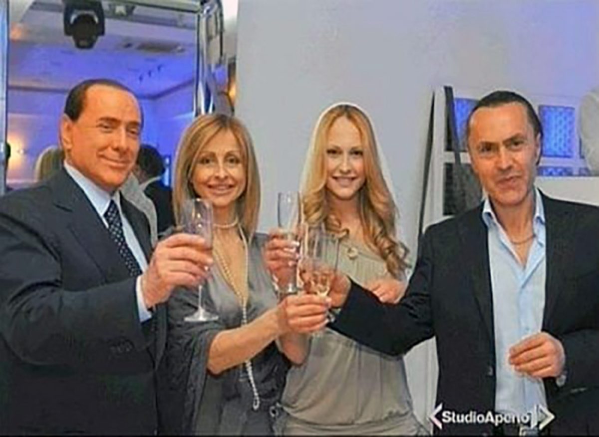 Noemi Letizia a Report: l'ex 'papi girl' di Berlusconi racconta anni di umiliazioni e di pressioni di Silvio
