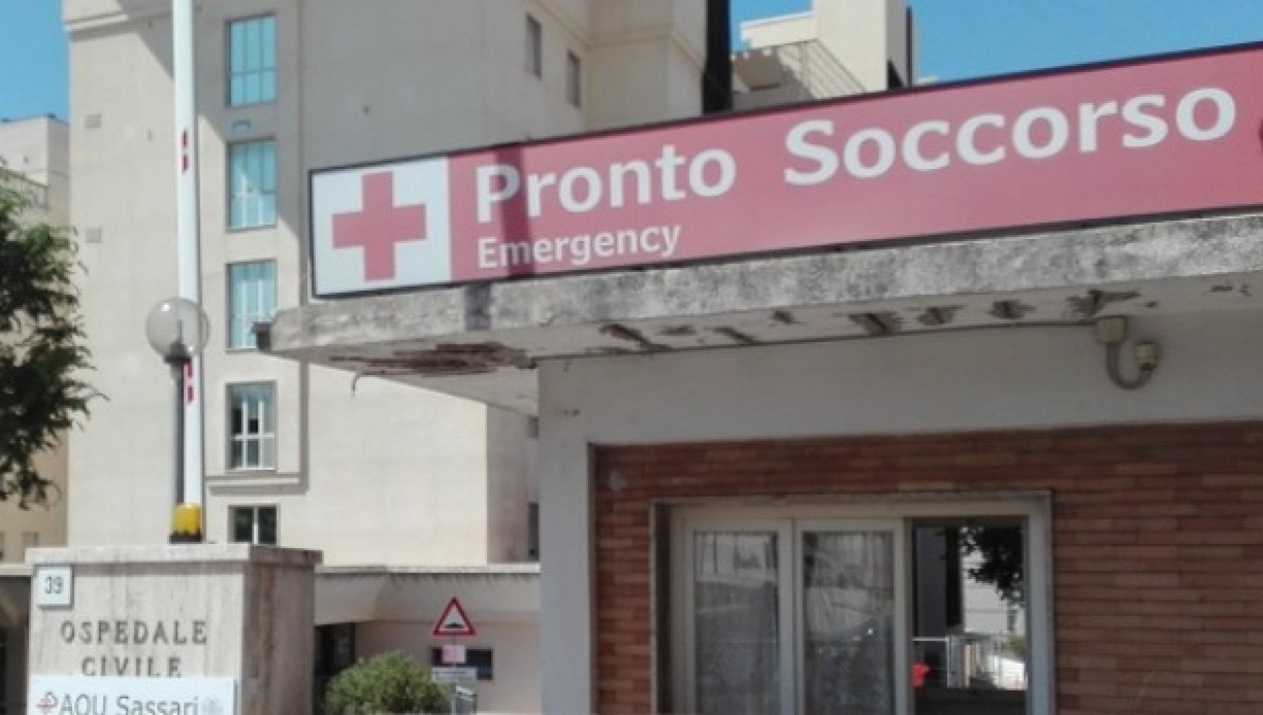 Respinta al pronto soccorso di Sassari, ragazza incinta perde il figlio: arrivano gli ispettori del ministero