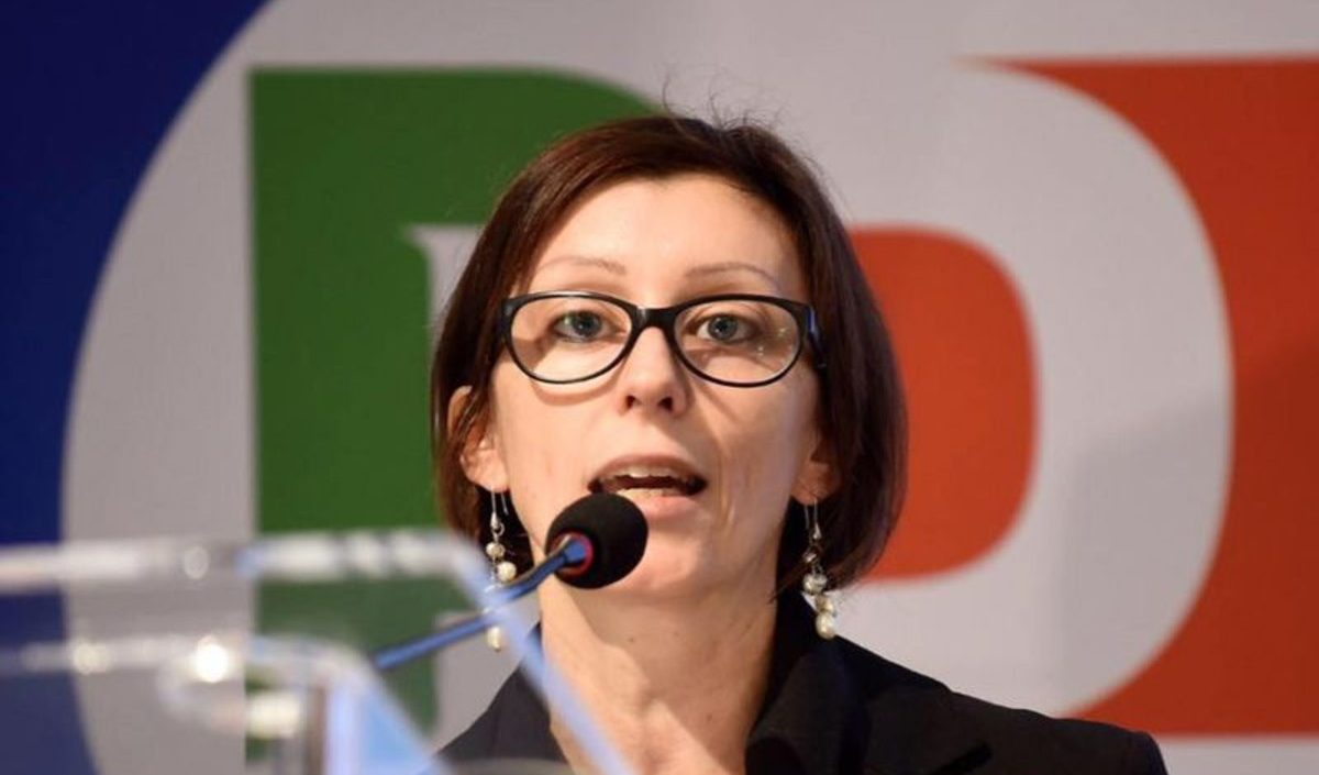 Sui social del leghista Morelli inviti a stuprare la dirigente del Pd Silvia Roggiani: i democratici insorgono