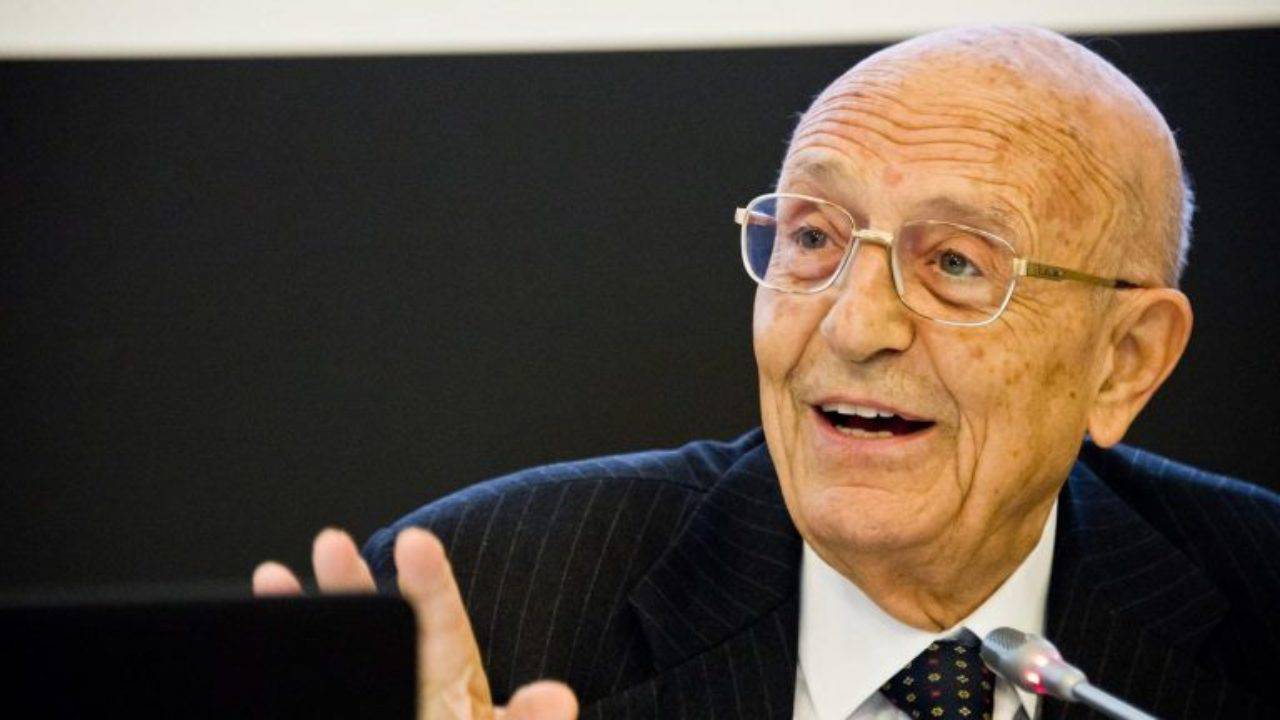Cassese: "Mattarella, come Einaudi, deve essere un punto di riferimento per i futuri Presidenti"