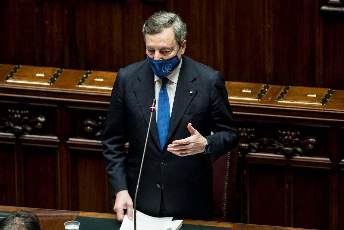 Russia-Ucraina: il premier Mario Draghi riferisce alla Camera, si commuove parlando di Zelensky