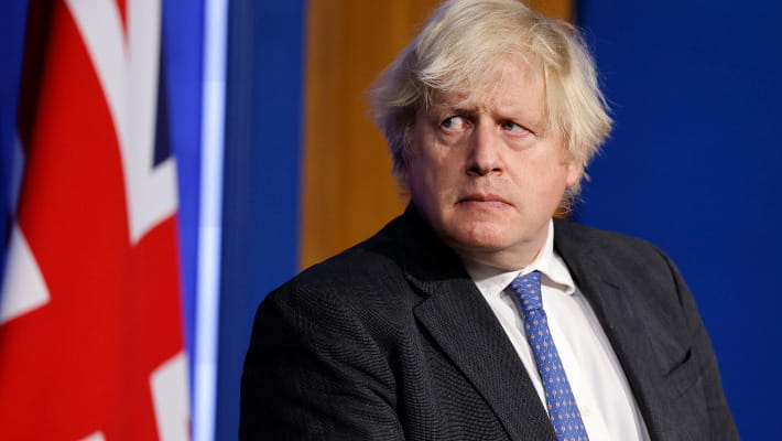 La Russia manda all'aria la diplomazia e attacca Boris Johnson: "È totalmente confuso"