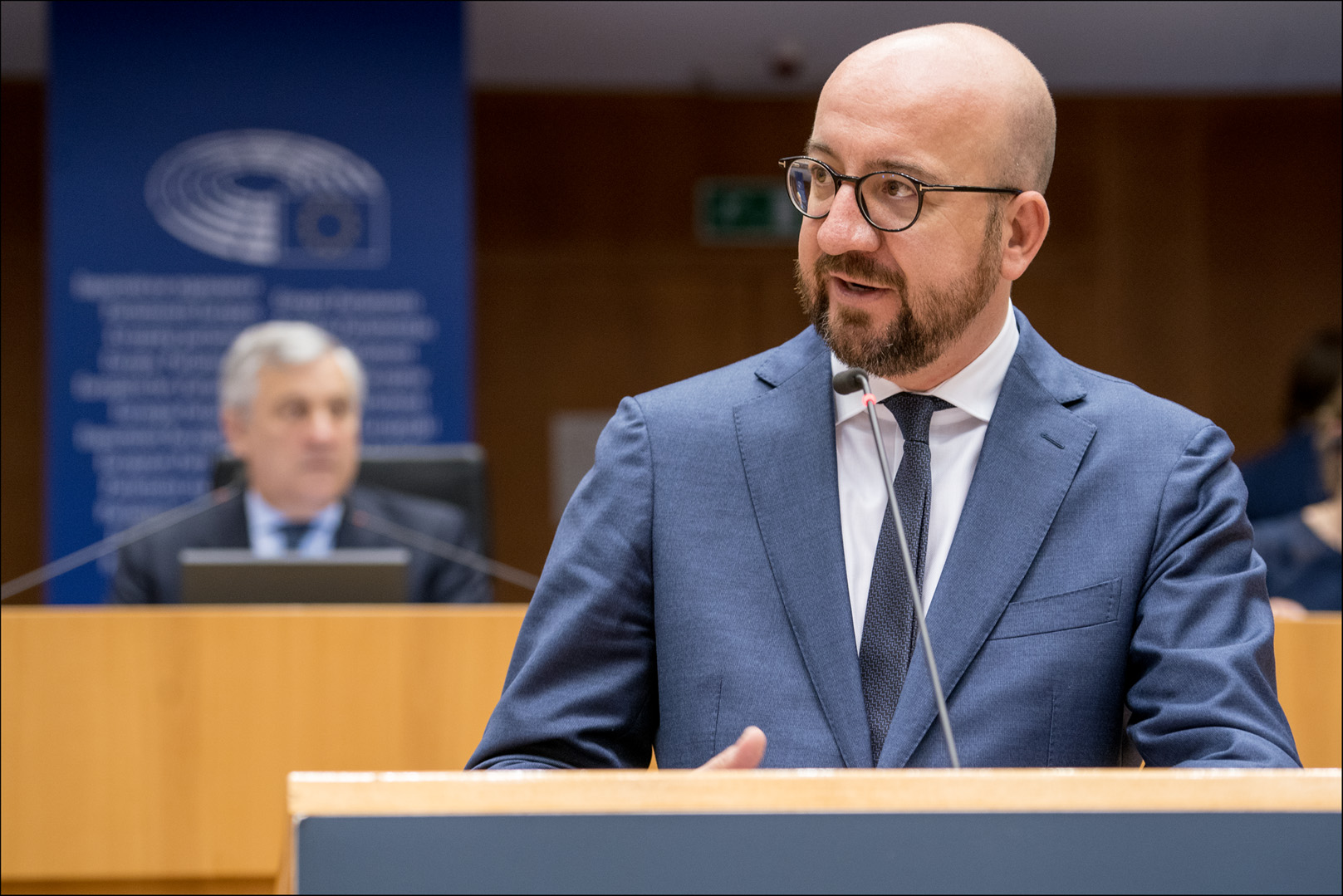 Charles Michel, presidente del Consiglio Europeo: "L'Ue dovrebbe concedere i visti umanitari ai russi"