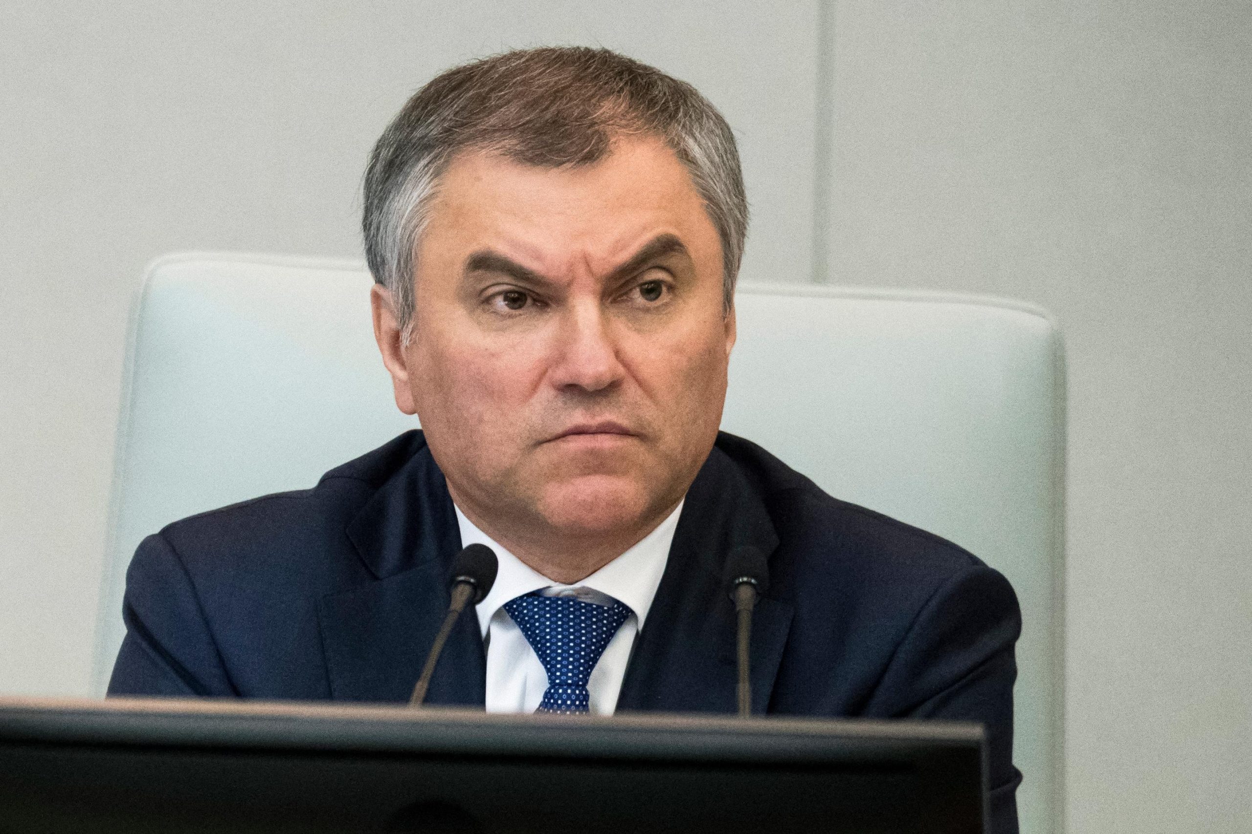 Ucraina, disinformatia russa: "Zelensky fuggito a Leopoli, i video da Kiev preregistrati"