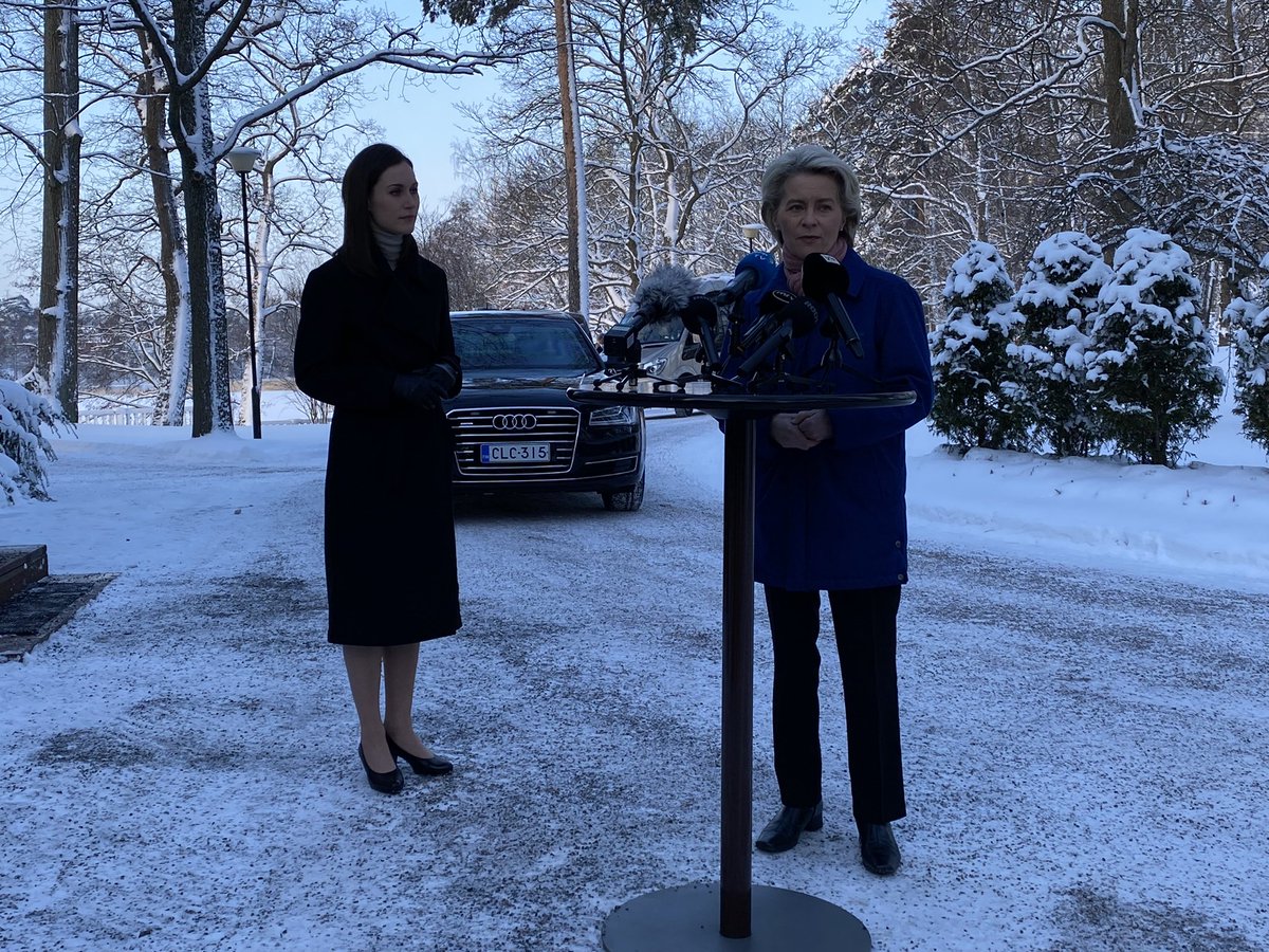 Ursula von der Leyen: "Sanzioni economiche e finanziarie in caso di aggressione della Russia all'Ucraina" Ursula von der Leyen: "Sanzioni economiche e finanziarie in caso di aggressione della Russia all'Ucraina"