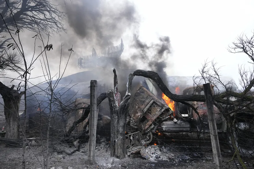 Guerra in Ucraina, Putin non si ferma e lancia pesanti bombardamenti su Mariupol