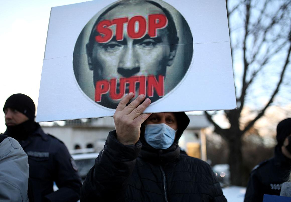 La resistenza buona. Proteste in 50 città russe contro la guerra in Ucraina: 1.400 arresti