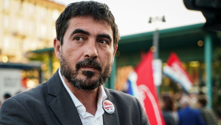 Fratoianni: "Calenda appoggia il sindaco di destra di Genova? Della sinistra non gliene frega niente"