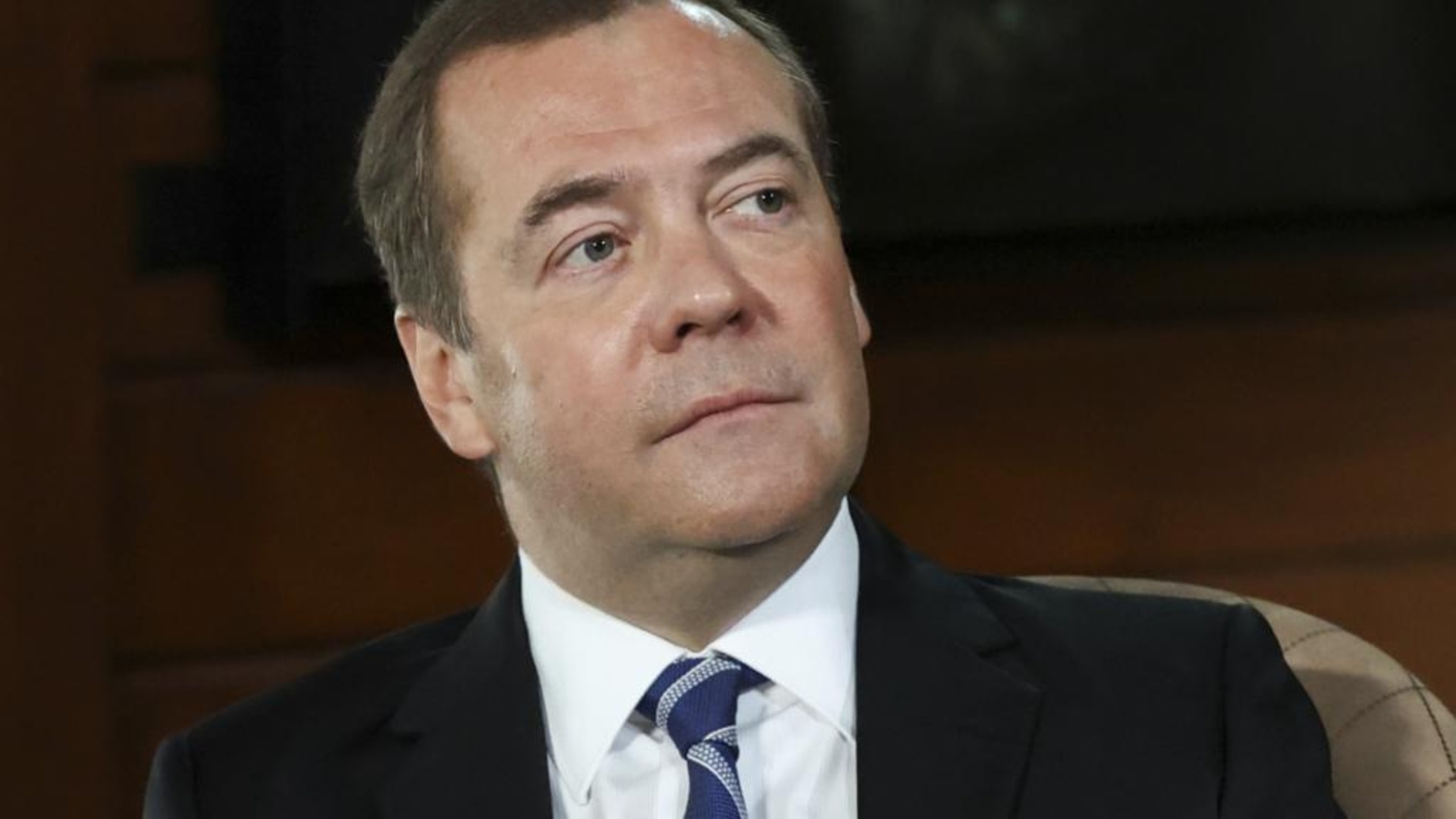 Russia, l'ex presidente Medvedev: "Nazionalizzare i beni Usa e Gb e ripristinare la pena di morte"