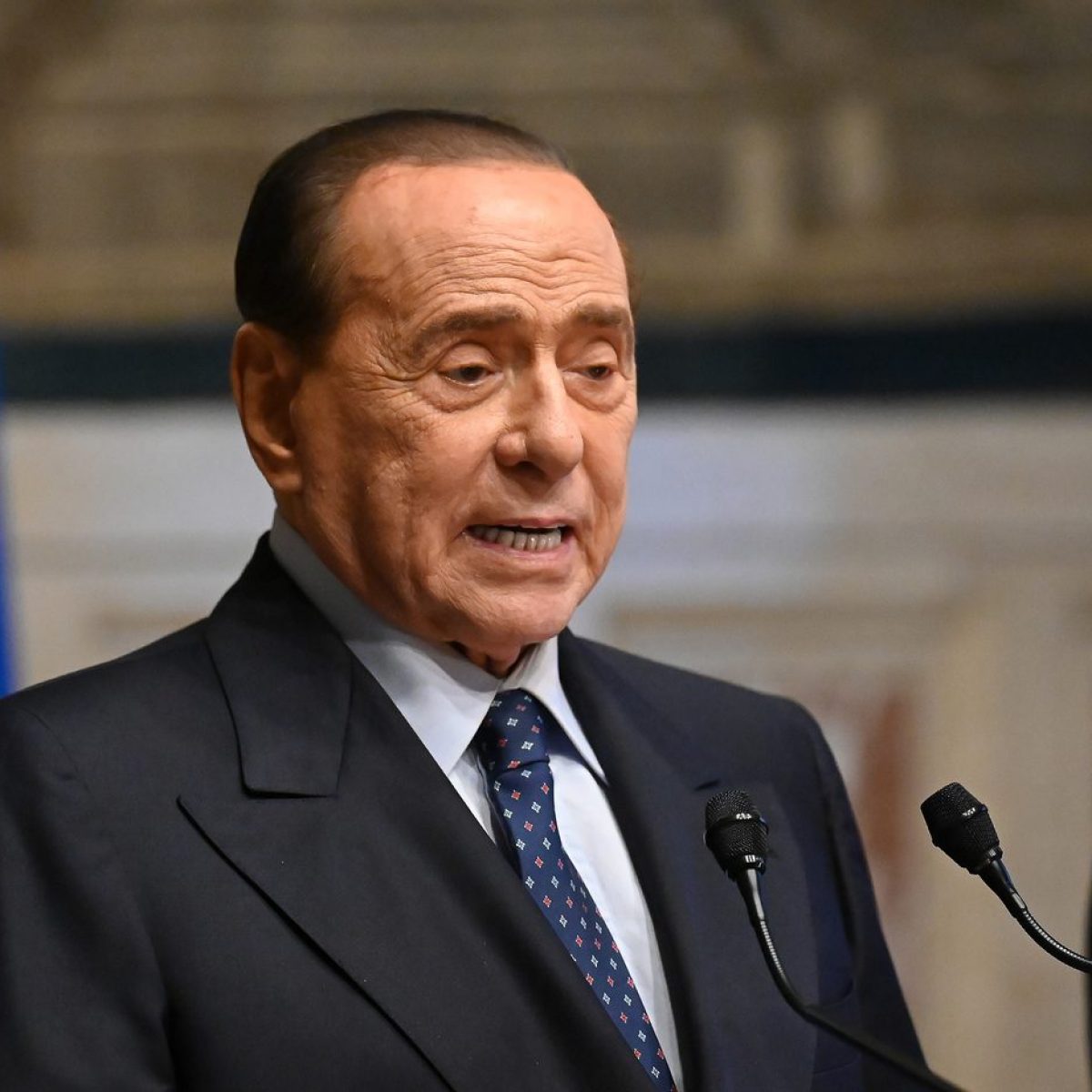 Berlusconi (FI): "L'Italia è in guerra visto che forniamo le armi a Kiev"
