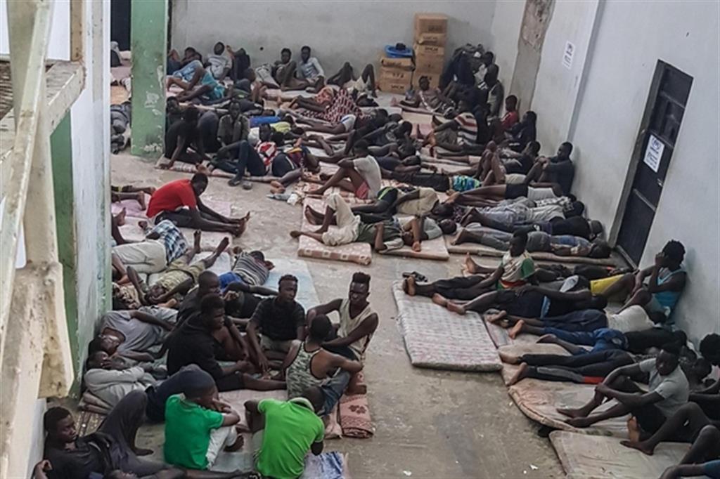 A Palermo un giudice condanna i torturatori dei lager in Libia