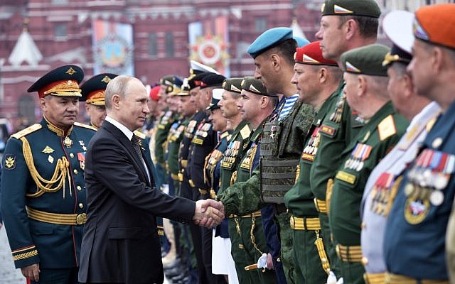 Putin e la "denazificazione" dell'Ucraina: una menzogna storica da smontare