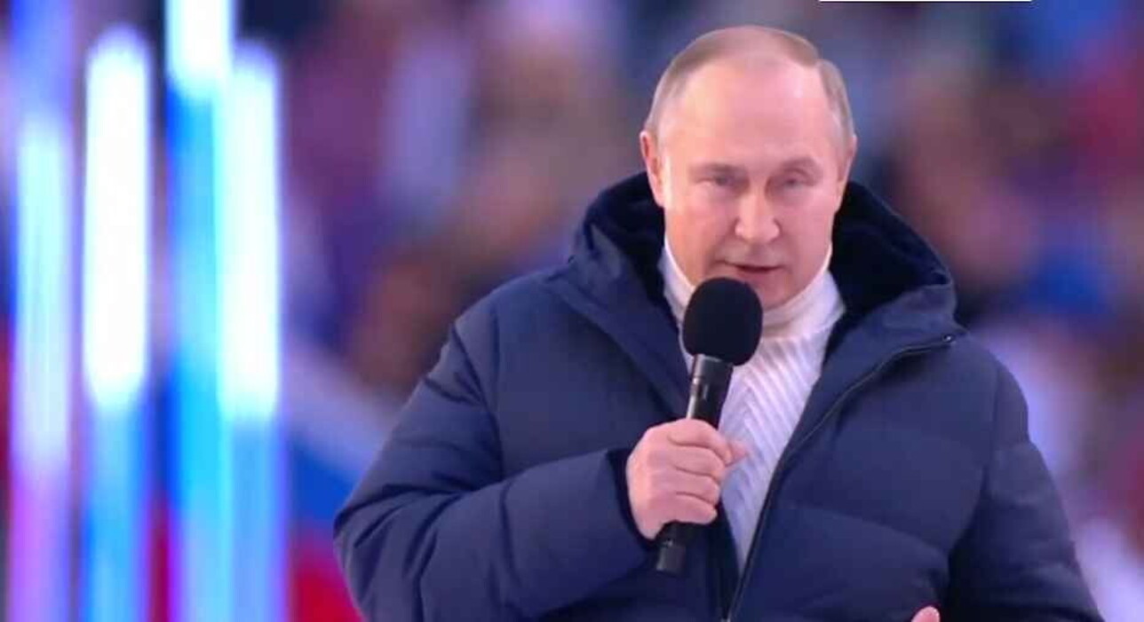 Putin ai paesi ostili: "Volete il gas? Pagatelo in rubli". E il prezzo aumenta del 20%