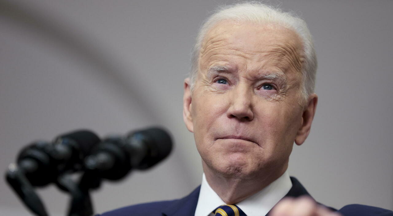 Usa, Biden crolla nei sondaggi: dalla sua solo il 33% degli americani. Quanto pesa la guerra in Ucraina?
