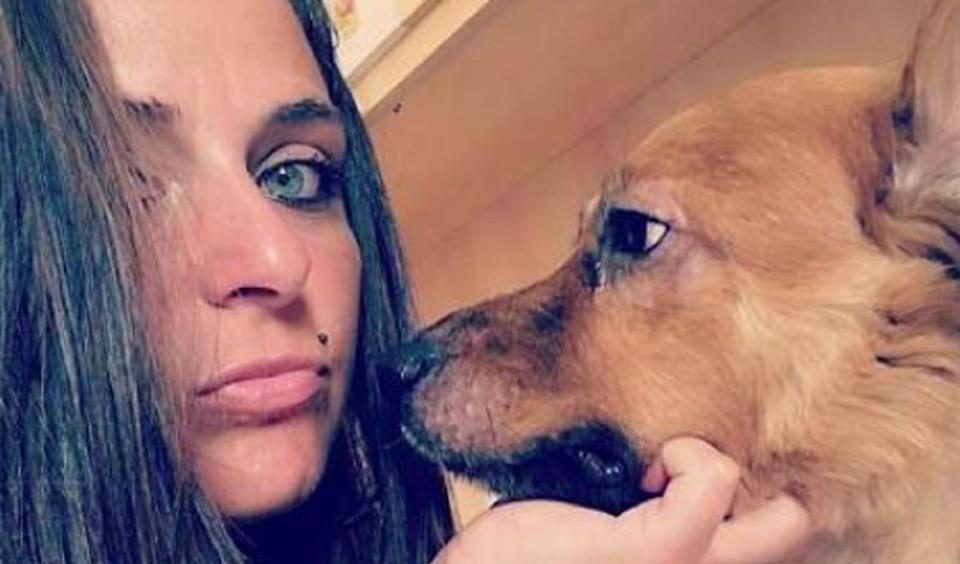 Femminicidio a Salerno, uccisa una 30enne mentre era a lavoro: è caccia all'ex
