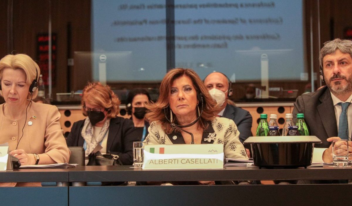 Ucraina, Casellati: "Bisogna fare di tutto per una soluzione diplomatica"