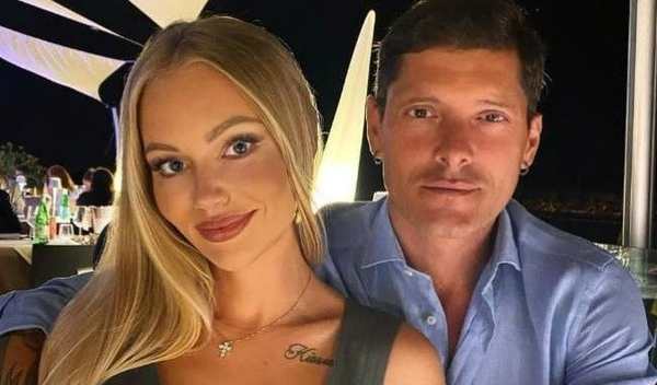 Contestata dai followers la moglie russa di Aldo Montano: "Mi è sempre piaciuto Putin"