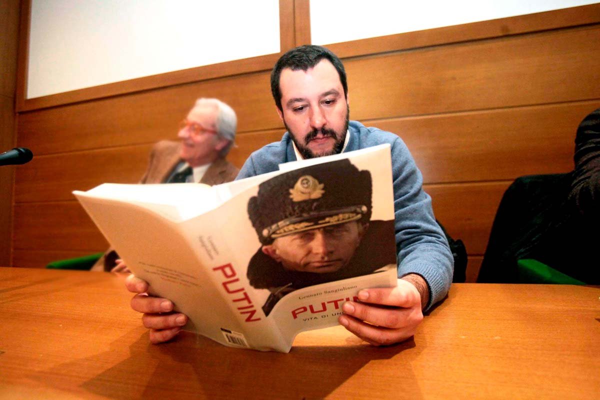 Ucraina, Salvini critica Biden ma non si azzarda a dire mezza parola contro Putin il guerrafondaio