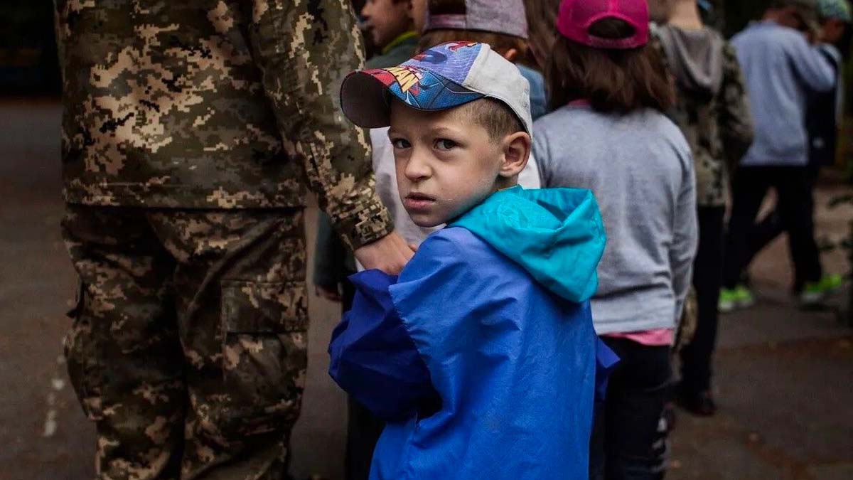 Ucraina, 100 bambini morti nella guerra contro la Russia: la denuncia del procuratore di Kiev
