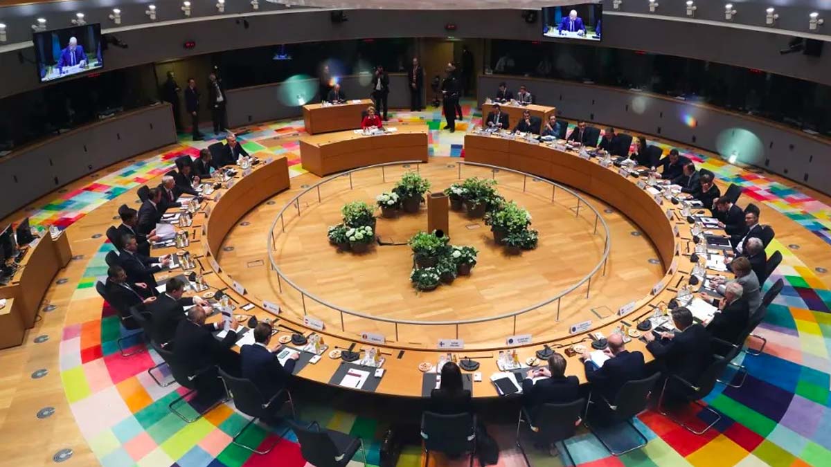 Ucraina, a Bruxelles Consiglio europeo, Nato e G7: fronte comune per fermare la Russia