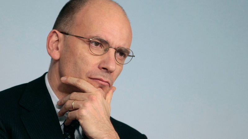 Letta: "Meloni vuole fare il premier, non facciamo diventare l'Italia un paese sulla scia della Polonia"