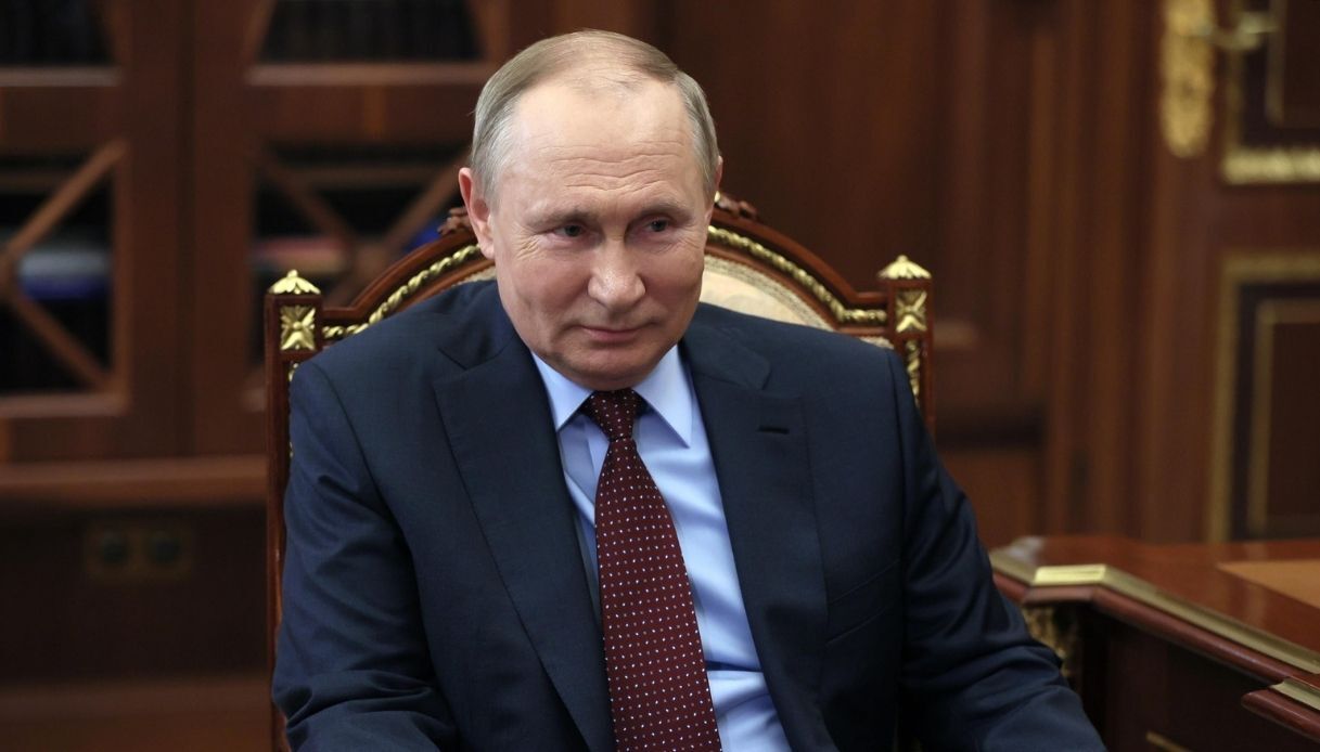 Putin, discorso alla nazione: "Faremo pulizia in Russia dei traditori"