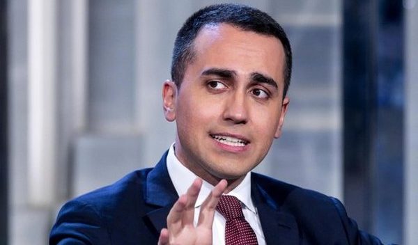 Ucraina, Di Maio: "Aumenteremo le sanzioni finch&eacute; Putin non si fermer&agrave;"