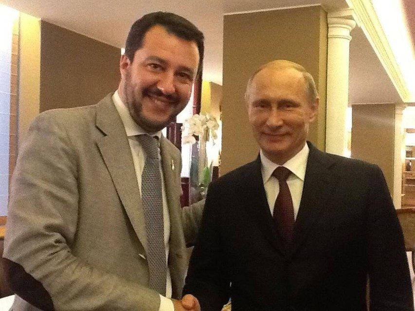 Salvini fa la vittima: "Se Draghi parla con Putin va bene, se lo faccio io..."
