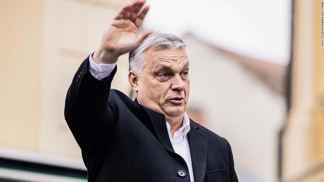 Orban avverte l'Europa: "Basta sanzioni alla Russia o sarà economia di guerra"