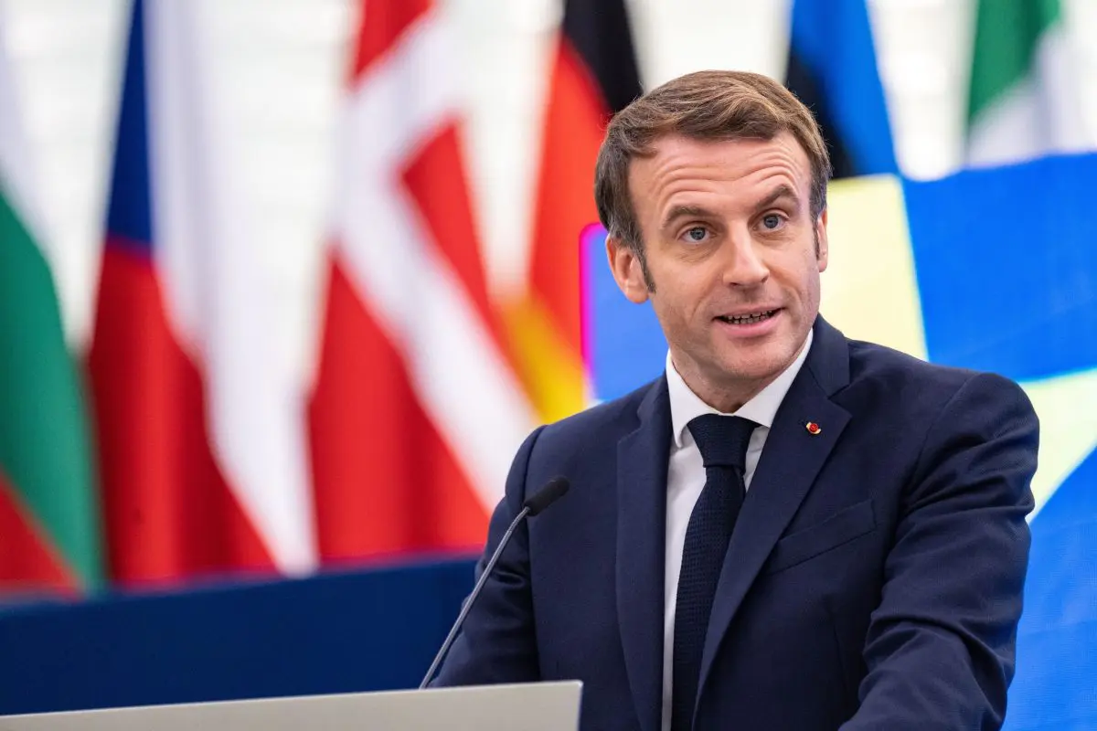Exit poll: Macron in netto vantaggio con il 57,2%