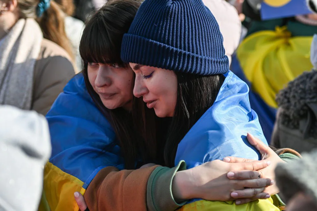 La guerra dei russi sui corpi delle donne ucraine: 400 denunce, violentati anche bambini