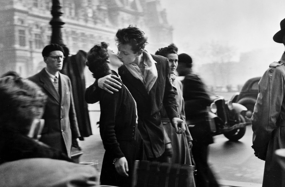 bacio-doisneau Giornata mondiale del bacio, perchè si festeggia e cosa rappresenta