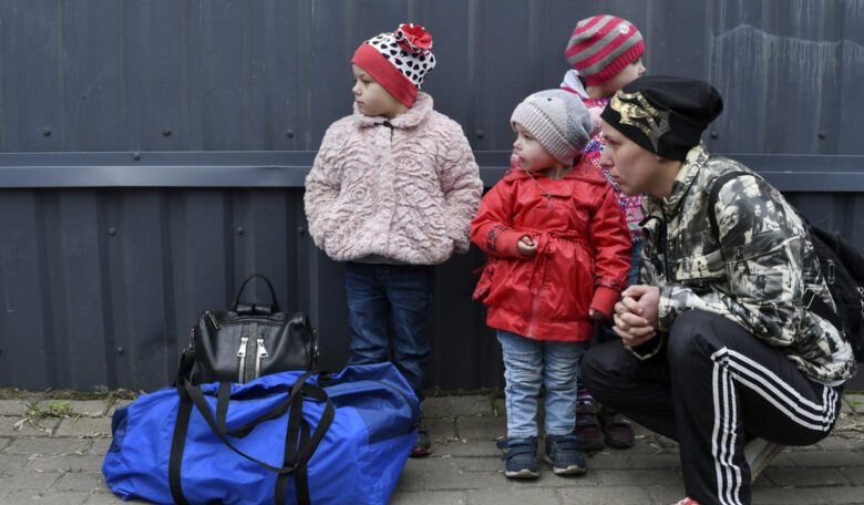 Centinaia di bimbi portati via da Mariupol con la forza dai russi. Lo dicono le Ong, non solo Zelensky