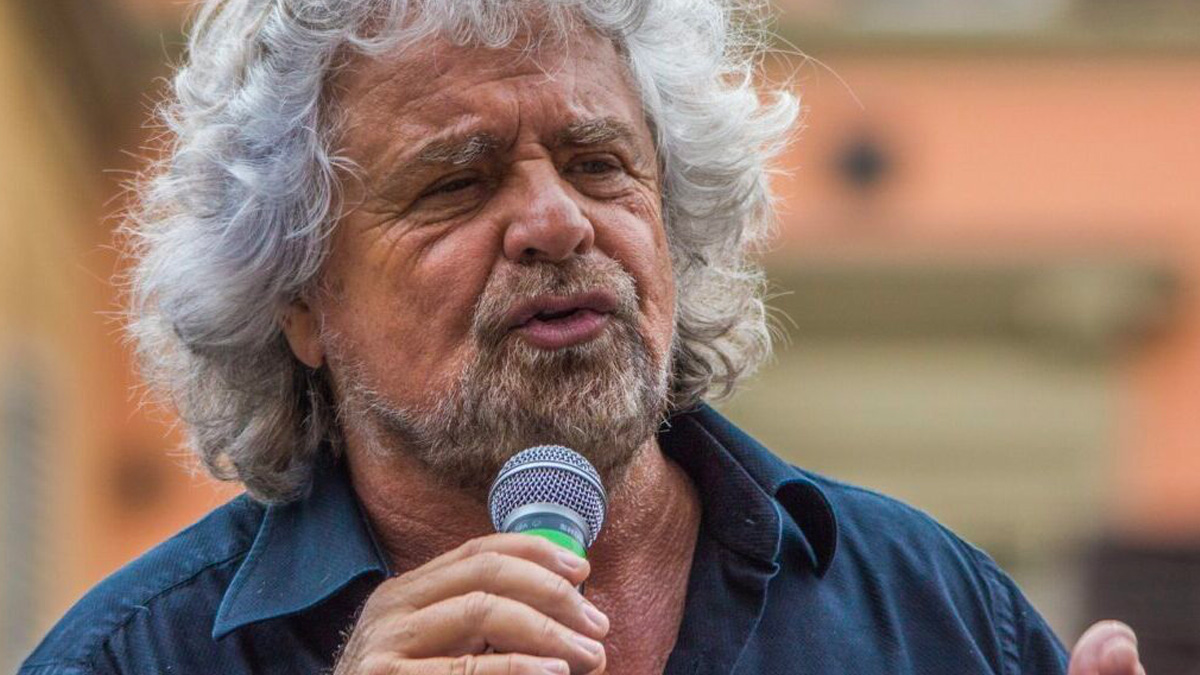 Beppe Grillo: "E' l'anno della giornata lavorativa di 4 giorni, ma l'Italia che fa?"