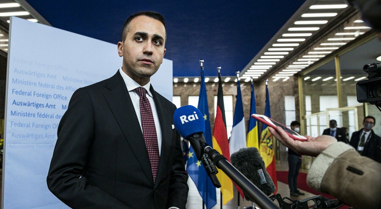 Di Maio: "Contro di me odio e livore, tutti vogliamo la pace ma Putin continua a bombardare"